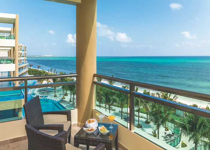 El Dorado Royale Catamaran, Cenote & More Inclusive (Adults Only)
